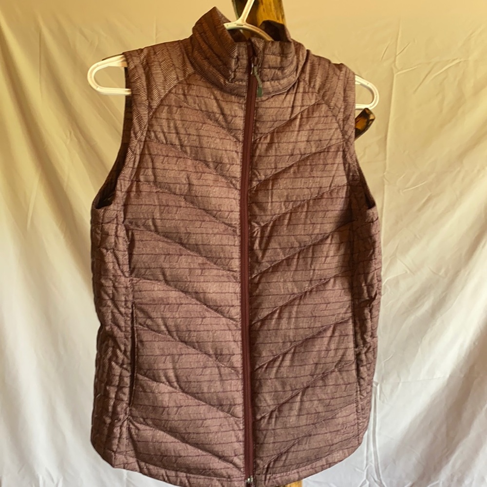 Lightweight down vest